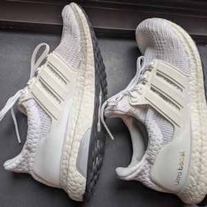 Adidas Triple White Ultraboosts